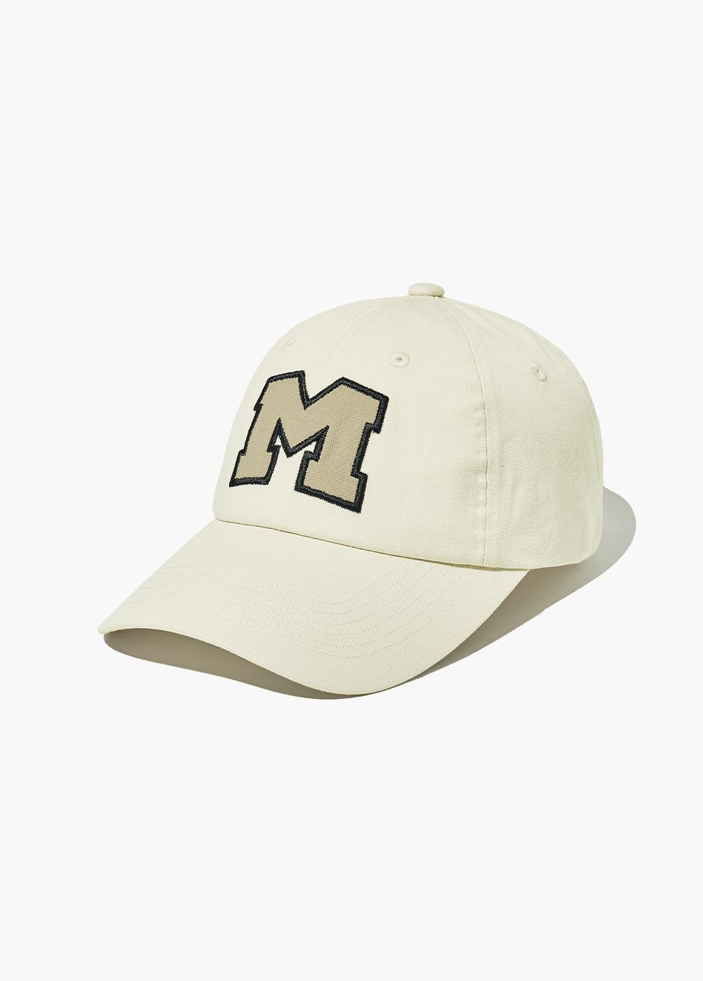 【MARITHE】M LOGO APPLIQUE CAP MARITHÉ FRANÇOIS GIRBAUD M LOGO APPLIQUE CAP | WY Store
