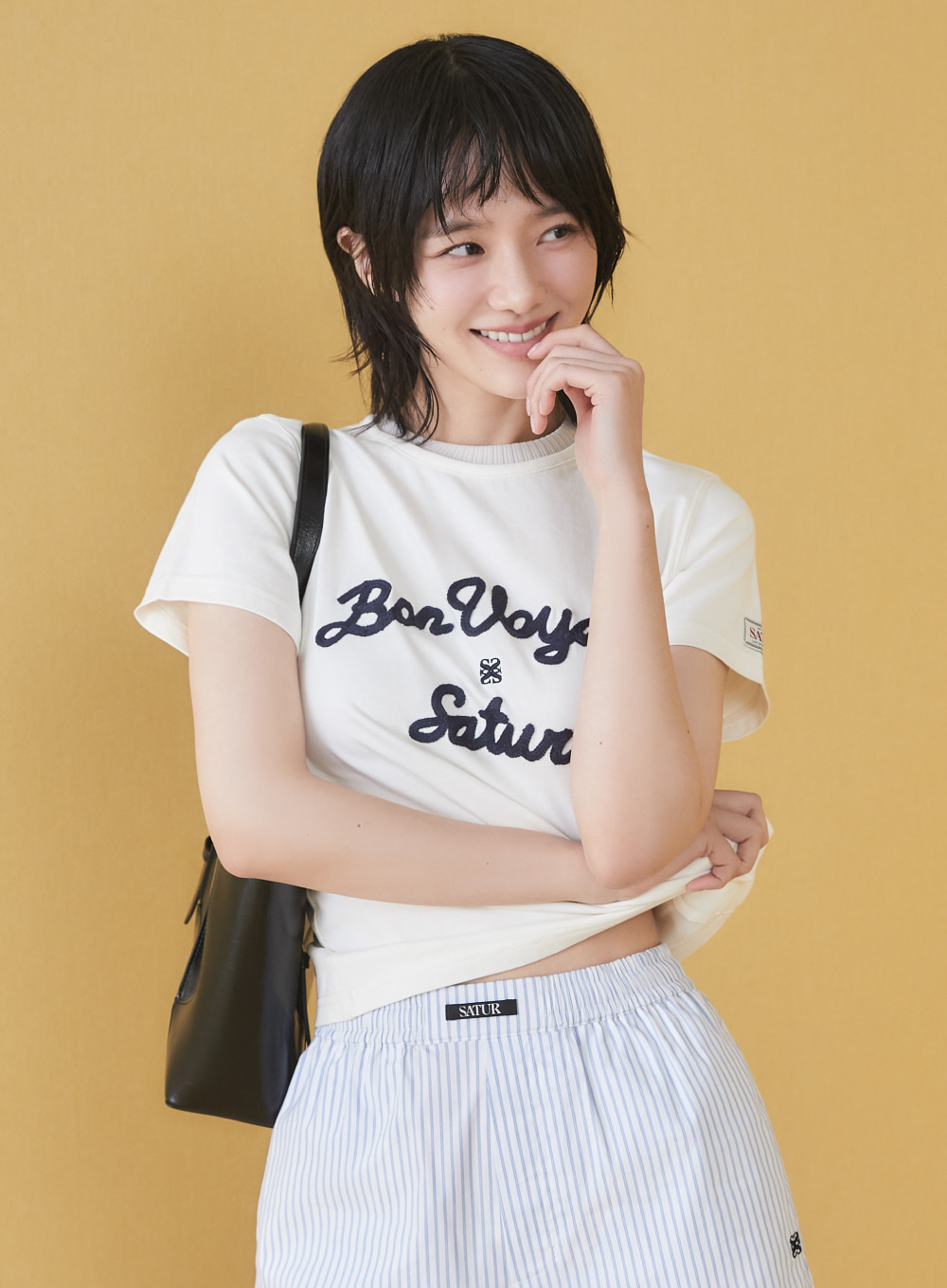 SATUR★韓国★人気★LAUSANNE V-Neck Collar Sweatshirts 2色 SATUR | 세터 | 로잔 브이 넥 칼라 니트 카놀리 크림