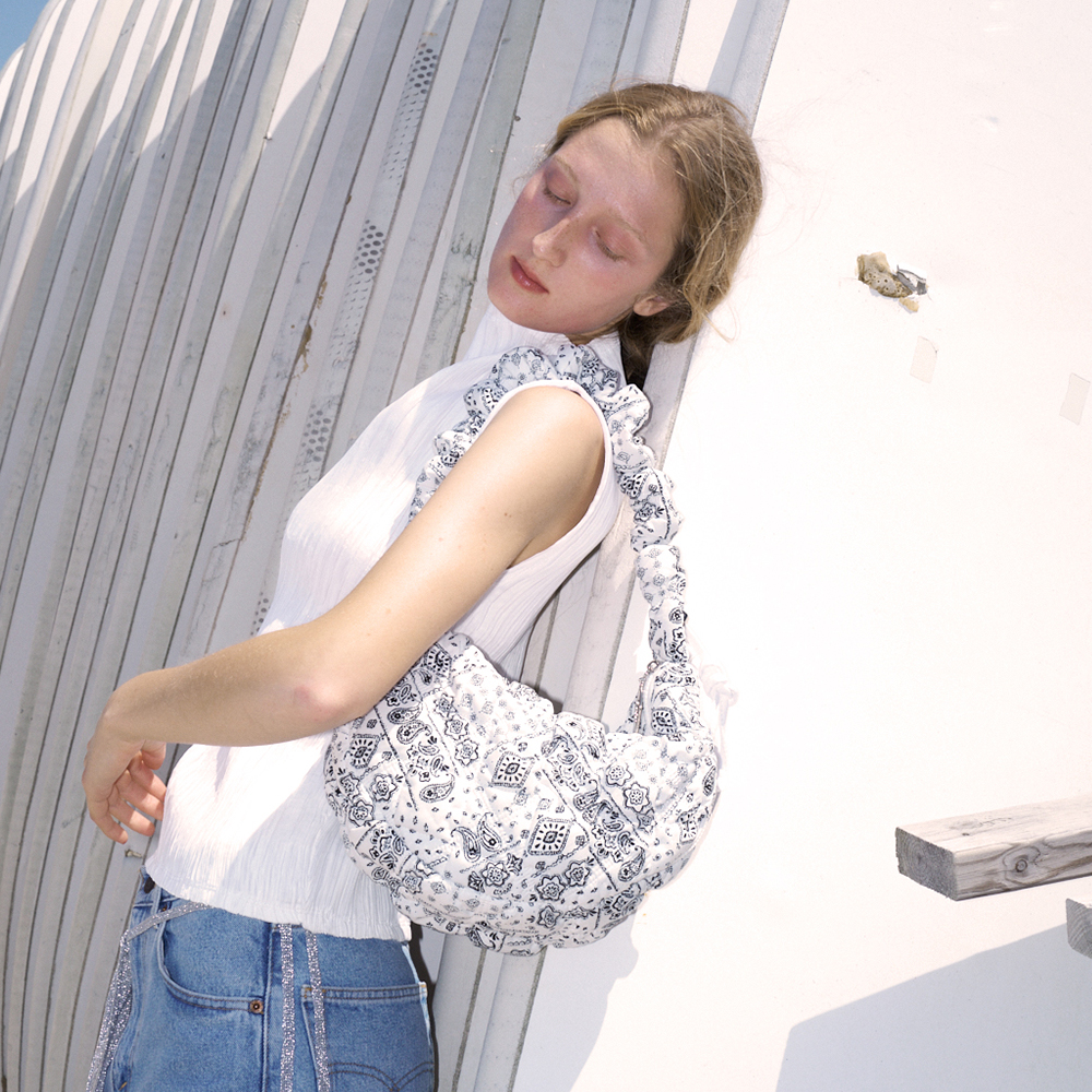 CARLYN PAISELY COZY | WY Store