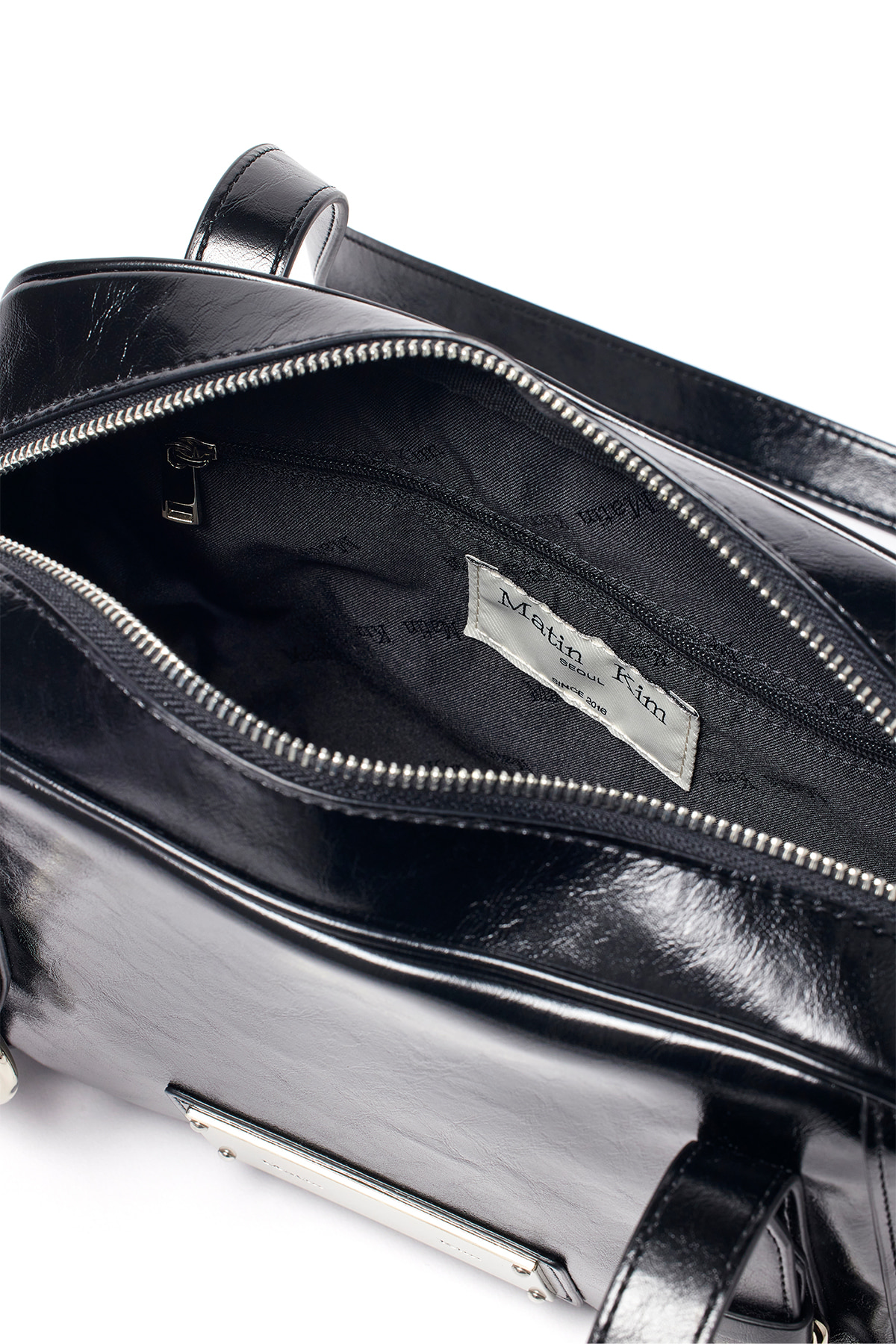 【Matin Kim】BIKER DETAIL SQUARE SHOULDER BAG BIKER DETAIL SQUARE SHOULDER BAG IN BLACK – Matin Kim